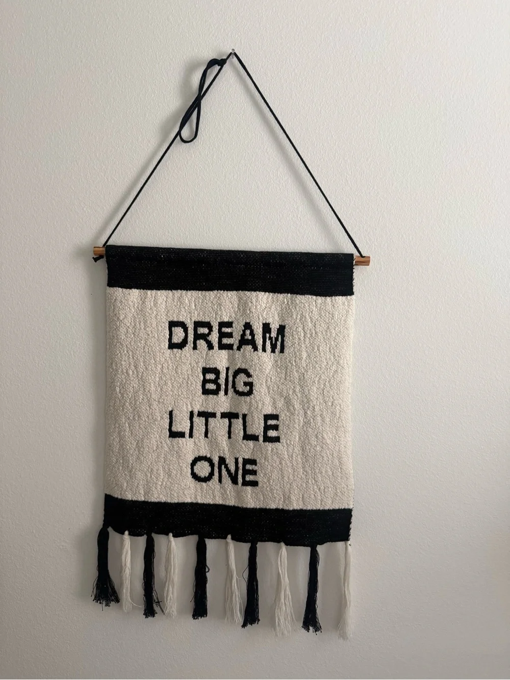 Neutral Black & Cream 
